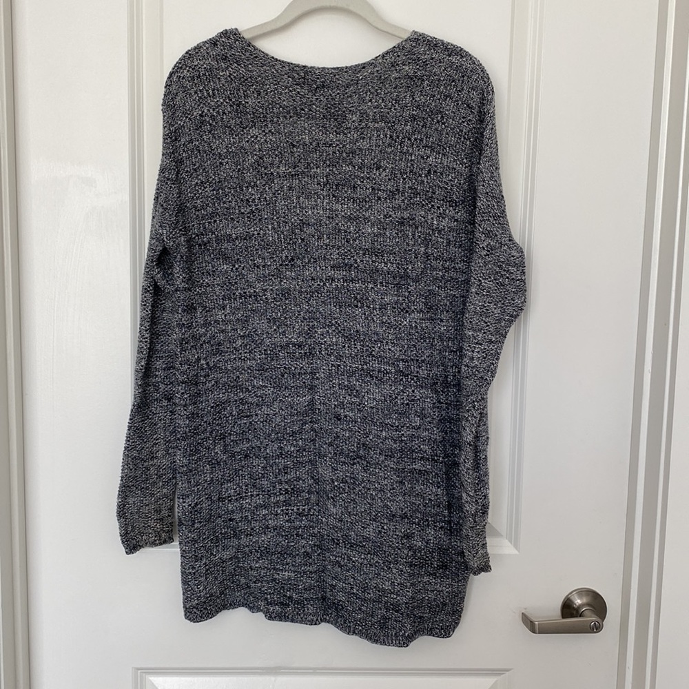 H&M Sweater - Picture 3 of 3
